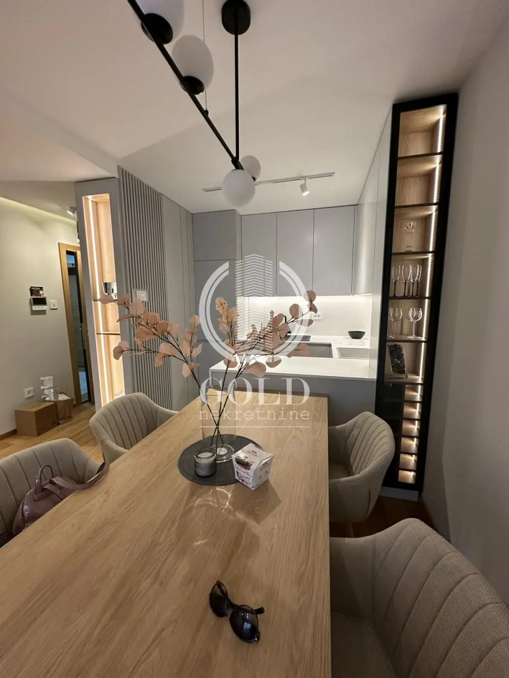 FOR RENT Apartment 2.0: NOVI SAD-Novi Sad-Grbavica, Lasla Gala, 52.00m2, 900 eu ID#7118