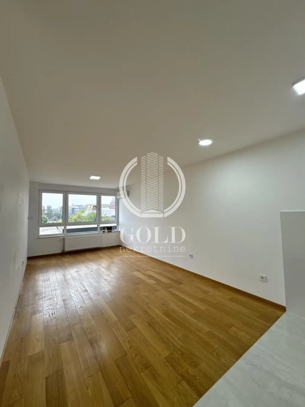 EMPTY APARTMENT - Radnička Street* 45m2* ID#10662