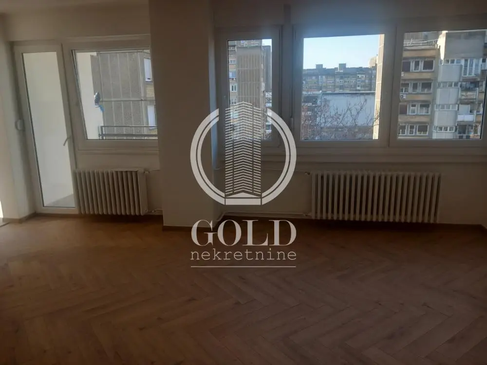 Stan 73m² — Bulevar Oslobođenja, Novi Sad